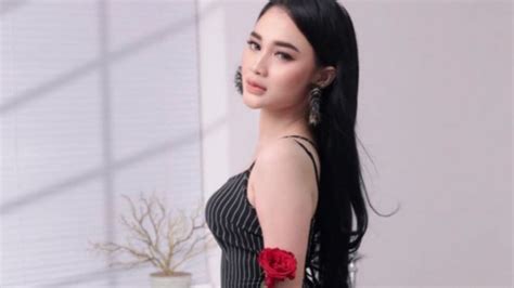 Profil Dan Biodata Arlida Putri Penyanyi Dangdut Yang Dikabarkan Dekat Hot Sex Picture