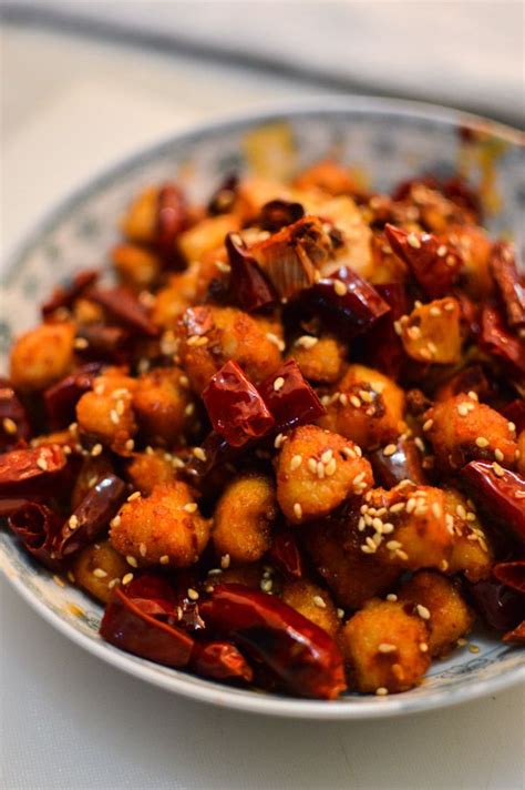 Spicy chicken with peanuts, similar to what is served in chinese restaurants. Spicy Crispy Chicken | Chilli recipes, Asian recipes ...