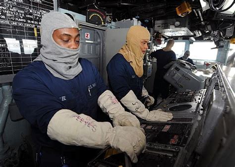 Why Do Navy Sailors Manning Screens Wear White Balaclavas Quora