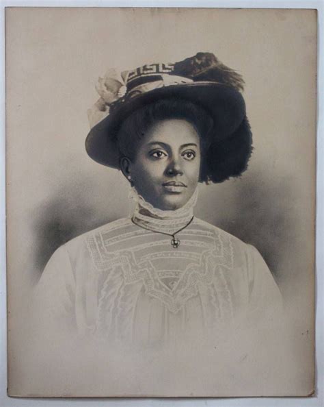 C1890s Victorian Photo Of A Beautiful African American Woman Found