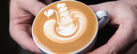 Learn How To Make The Perfect Latte Art Swan With The Smart Milk