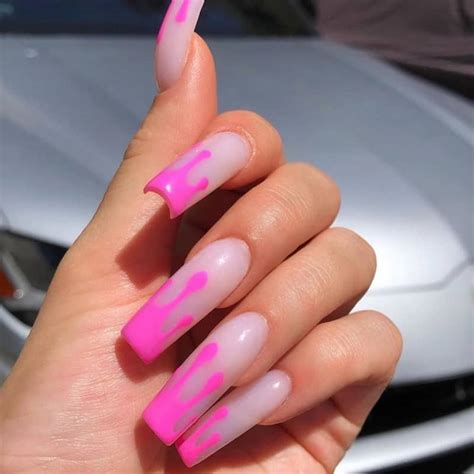 25 Kylie Jenner Nails To Keep It Up With The Trend Naildesigncode