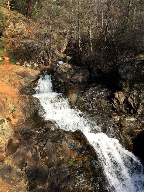 Hiking At Hidden Falls Regional Park In Auburn Placer County