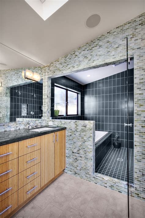 With the comfort of a bathtub, this shower will offer you and your family a convenient bath for sure. Soaking tub shower combination ideas