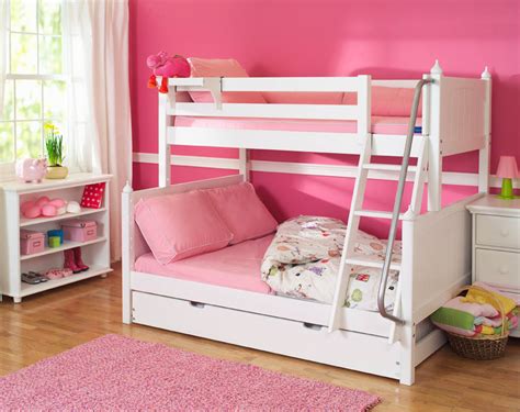 It's a great look for a shared room or even a playroom that needs to double as a guest space. Toddler Twin Beds for Kids' Room - HomesFeed