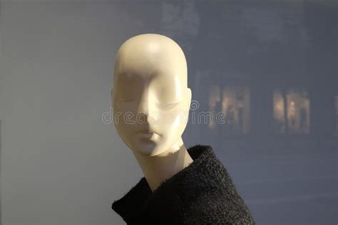 152 Faces Mannequins Stock Photos Free And Royalty Free Stock Photos