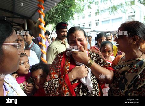 Mumbai India 26th Nov 2015 Sushila Ughade C Wife Of Baban Ughade A Victim Of 2008 Mumbai