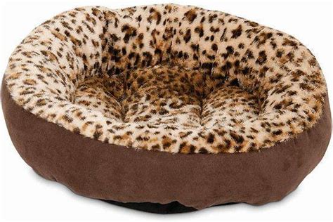 Treat your beloved companion to a little luxury with the marshmallow cat bed. Affordable Cat Gifts - Esavingsblog