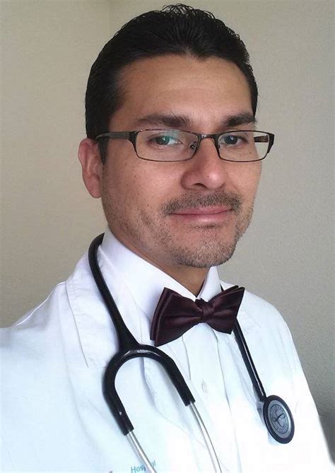 Dr Cesar Henriquez