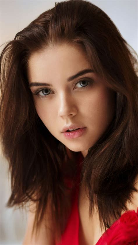 Brunette Woman Beautiful Stare 1080x1920 Wallpaper Beautiful Girl Face Beauty Girl