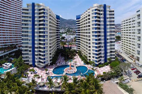 El hotel copacabana beach es una torre lujosa, que se encuentra en la playa de acapulco en la zona dorada. Playa Suites Acapulco - Acapulco | Transat