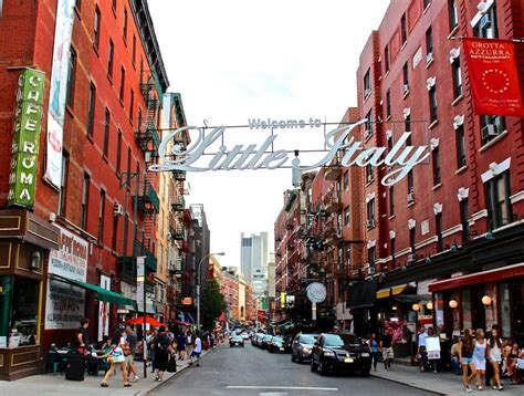 Experience A Little Bit Of Italy Little Italy New York Little Italy