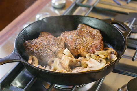 Carefully add the steak allowing to cook until a crust forms on the bottom, about 2 minutes. Cast-Iron Skillet Steak | Cutco Kitchen