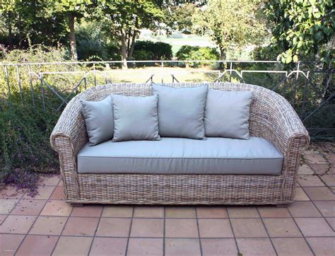 Cuscini per divano pallet da esterno terrazze e giardini! Cuscini Per Divani Moderni E Teli Divano Ikea Plementi D ...