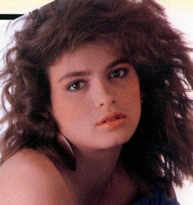 In the late 1970s and early 1980s there was no model more sought after than. GIa-last-shot-4.jpg (386×409) | Photoshoot, Gia carangi ...