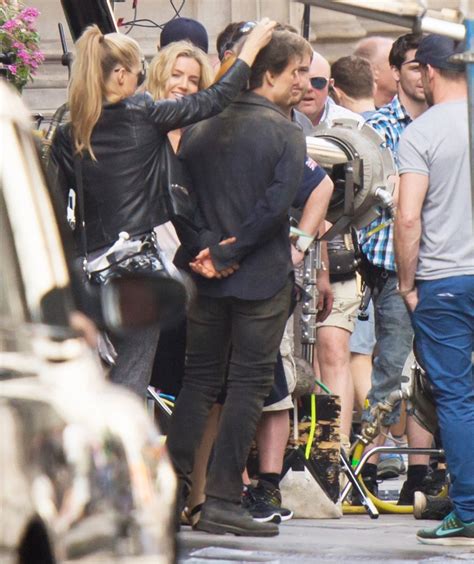 Annabelle Wallis Picture 47 Tom Cruise And Annabelle Wallis Are Spotted Filming The Mummy