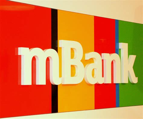 Jesteśmy pierwszym w pełni internetowym bankiem w polsce, a dziś wyznaczamy kierunki rozwoju bankowości elektronicznej! mBank reaguje na správy o odchode online banky ZUNO zo ...
