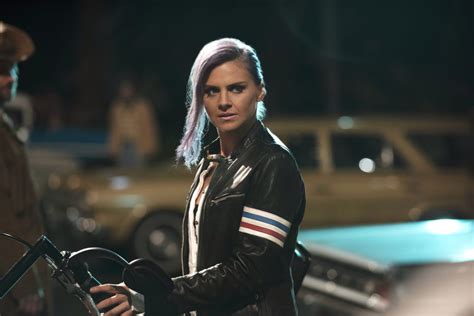 Prepare To See Eliza Coupe Like Youve Never Seen Her Before Because