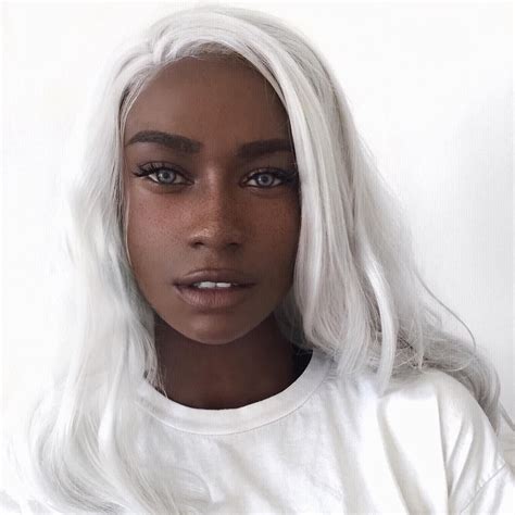 Ig Melvnin In 2020 Beauty Hair White Hair