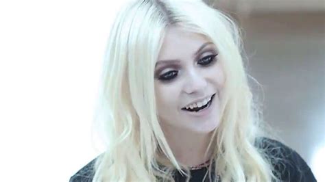 Pin By Vanessa On Taylor Momsen The Pretty Reckless Taylor Momsen