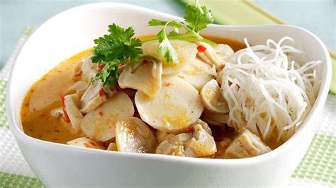 Tom yam seafood juga dilengkapi dengan aneka sayuran seperti wortel, jamur merang, dan kembang kol. Resep Masakan Tomyam Ayam Bersantan, Bahan yang Digunakan ...