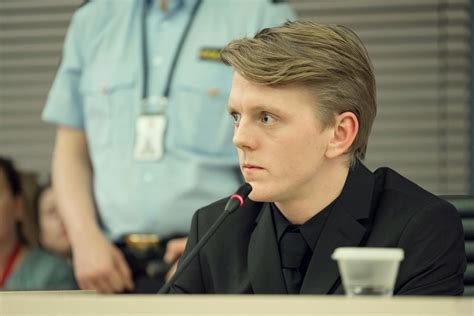 Jonas strand gravli is a norwegian actor. 22. Juli, Trailer, DVD, Filmkritik | Filmdienst
