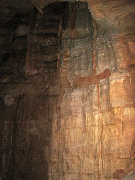 Domepit Vertical Shaft In Great Onyx Cave Flint Ridge Mammoth Cave