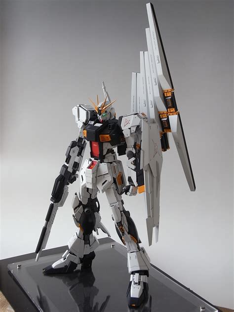 160 Perfect Grade Nu Gundam Customized Build