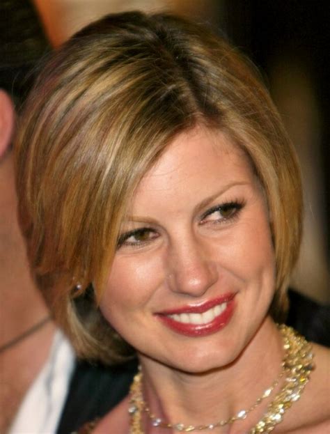 faith hill clean and conservative bob hairstyle with tapered sides and layers