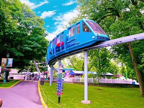 Monorail Dutch Wonderland