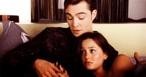 Sexy Blair And Chuck Relationship Gifs From Gossip Girl Popsugar Love