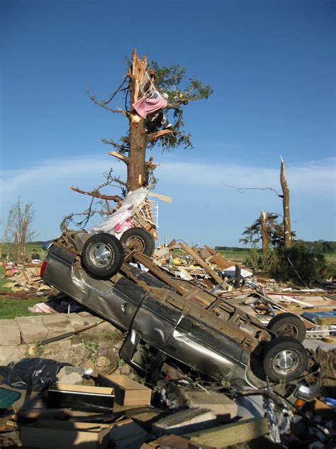 Minnesotas Record Tornado Outbreak Was 10 Years Ago Mpr News