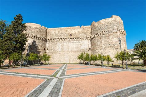 15 Best Things to Do in Reggio Calabria (Italy) - The Crazy Tourist
