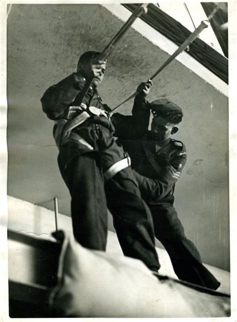 Parachute Jump Instructor Conducting Training At Ringway 1941 Paradata