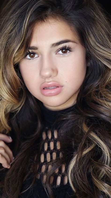 Pin By Calin On Khia Lopez Khia Lopez 14 Year Old Model Old Models