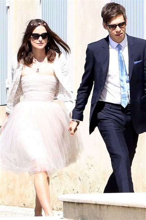 Kiera Knightly Gets Married In Chanel Love Celebrity Bride