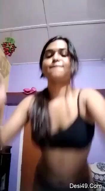 Sexy Desi Bhabhi Shows Her Nude Body Watch Indian Porn Reels Fap Desi