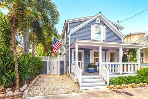 7 Adorable Key West Cottages You Can Buy Right Now Key West Cottage