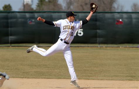 Offense Comes Alive Baseball Defeats Dakota Wesleyan 15 6 Posted On April 21st 2014 By Ethan