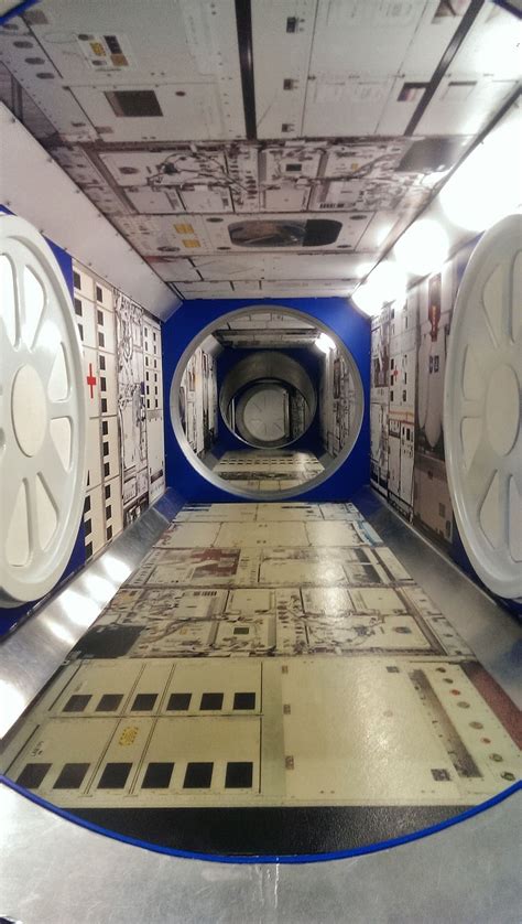 Kennedy Space Center Spaceship Interior Iss Moon Rocket Space