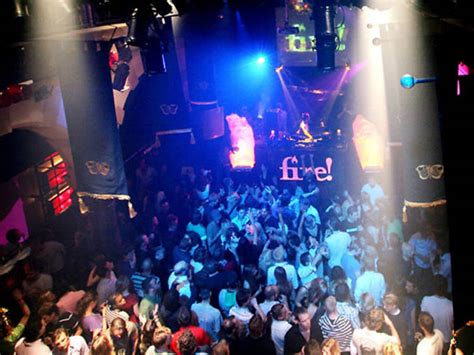 Amsterdams Best Nightlife Clubs Music Venues And Cabaret