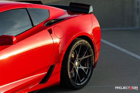 Torch Red C7 Z06 Gets Perfect Wheel Set Up With Project 6gr Wheels