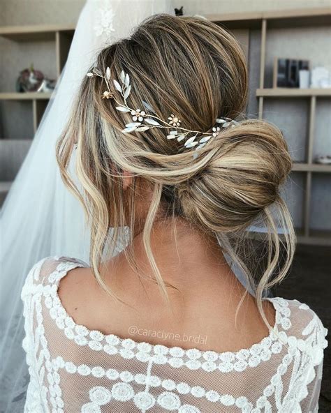 57 Gorgeous Wedding Hairstyles For A Gorgeous Rustic Barn Wedding