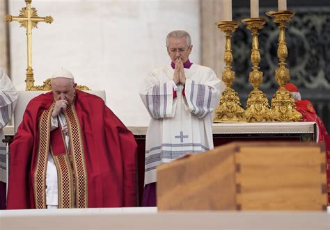 thousands mourn former pope benedict xvi at funeral celebrated by pope francis pittsburgh post