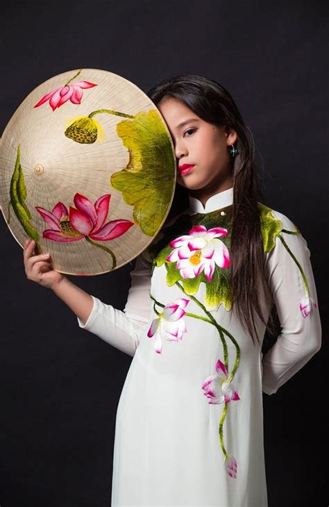 The Beauty Of Vietnamese Silk Ao Dai With Lotus Flower In The Contest Prince And Princess