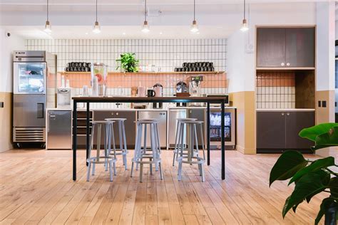 The stove has seen plenty of best friend dinner parties, the counters are all too familiar with your failed attempts at sourdough, and your floor has served as the perfect seat during late night ice cream parties for one. A Tour of WeWork's Coworking Space in Hell's Kitchen ...