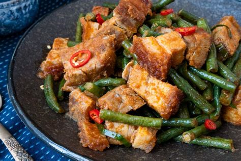Thai Spicy Stir Fried Crispy Pork Belly With Beans Asian Inspirations Recipe Pork Belly