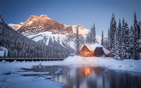 壁紙 ブリティッシュコロンビア州、家、山、木々、冬、雪、カナダ 1920x1200 Hd 無料のデスクトップの背景 画像