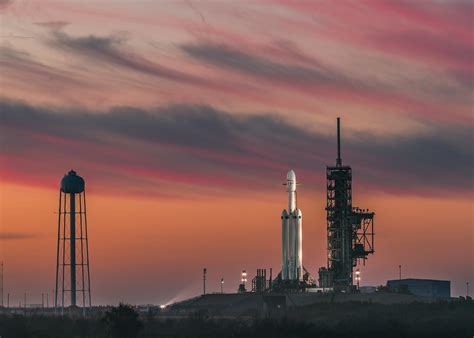 Spacex falcon launch hd with a maximum resolution of 3000x2000 and related launch or falcon or spacex wallpapers. SpaceX delays next launch due to COVID-19 travel restrictions