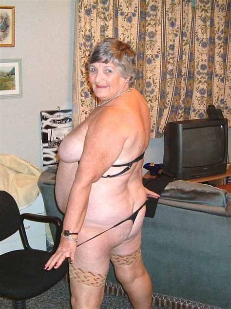 Granny Grandma Libby From United Kingdom Whose Pussy Needs A Shave